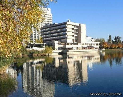 Garni Hotel Junior ブラチスラヴァ エクステリア 写真